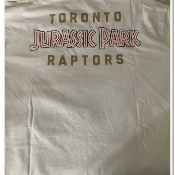 October’s Very Own OVO x Raptors Jurassic Park Owl Tee White Size M Brand New - Picture 3 of 3